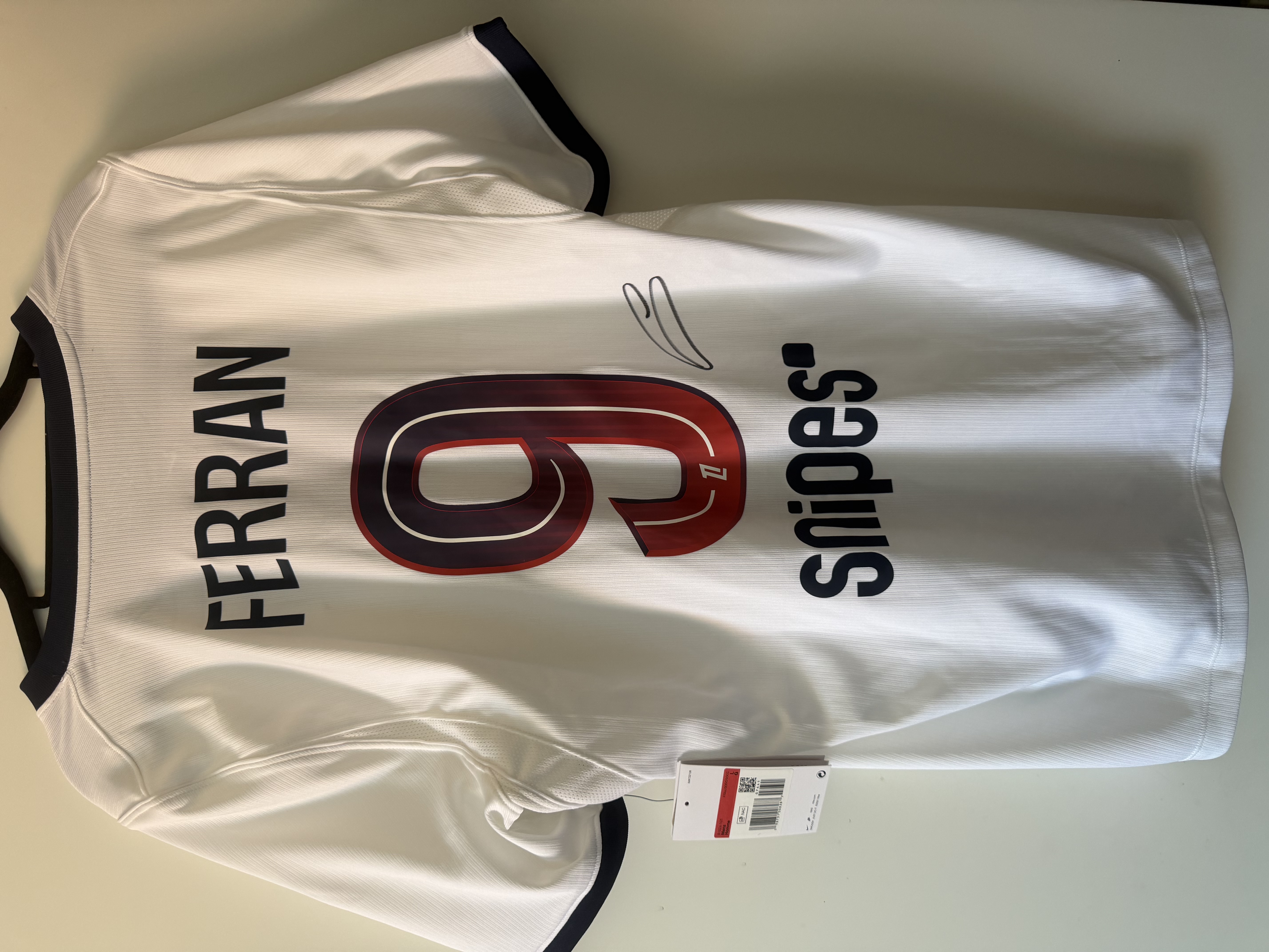 Maillot signé par ferran tores